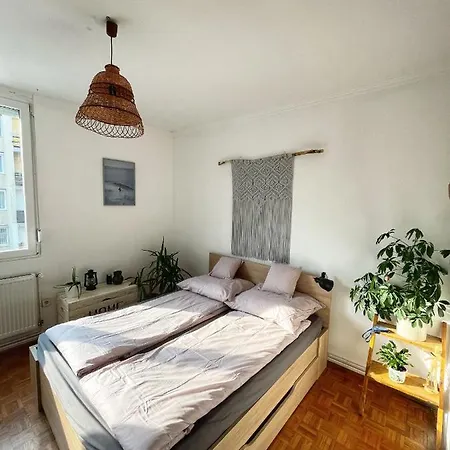 Vandor Apartman